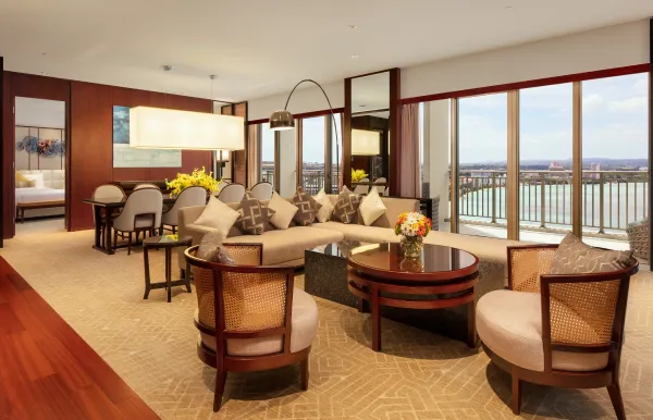 Royal Camellia Suite